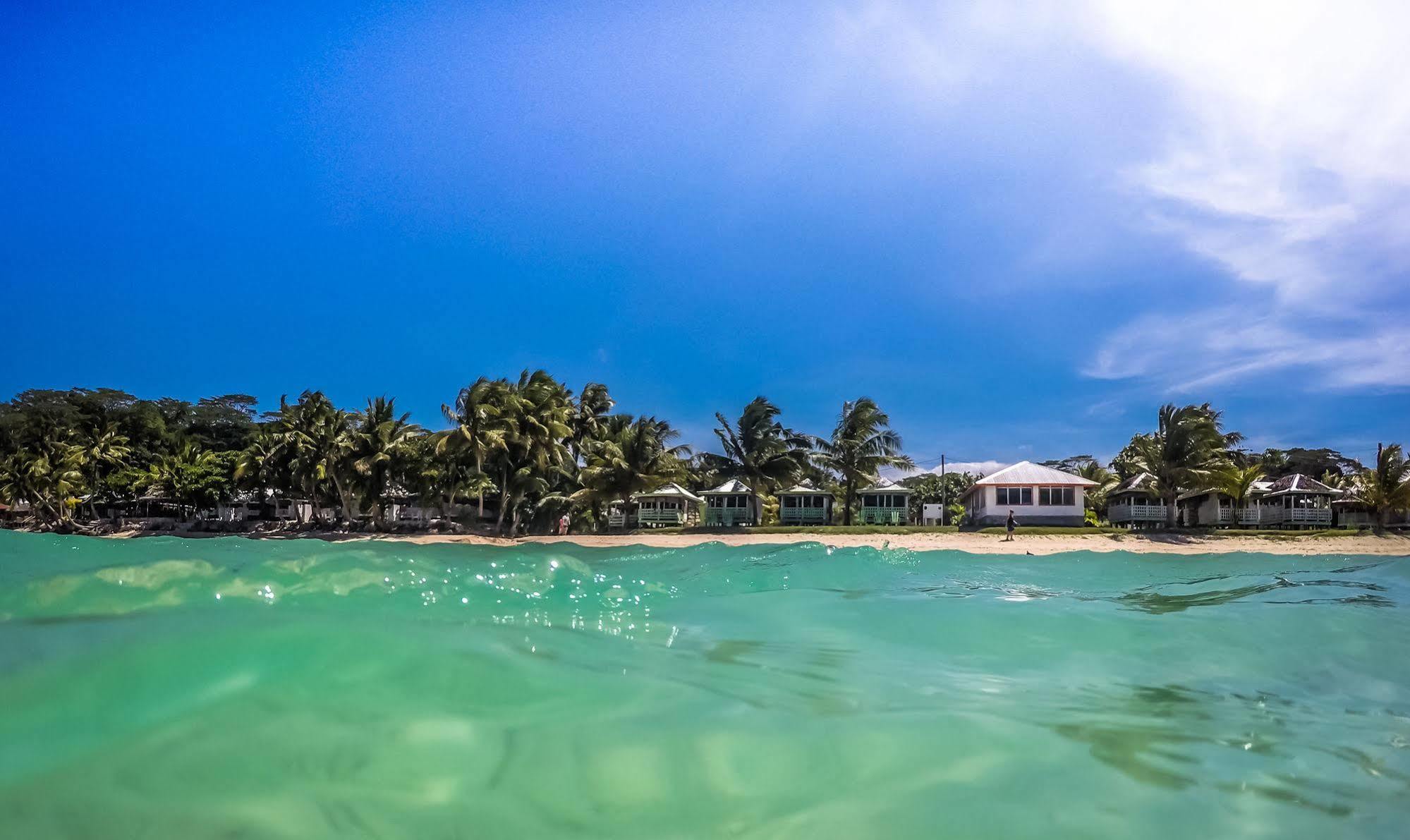 Tailua Beach Fales Manase Экстерьер фото